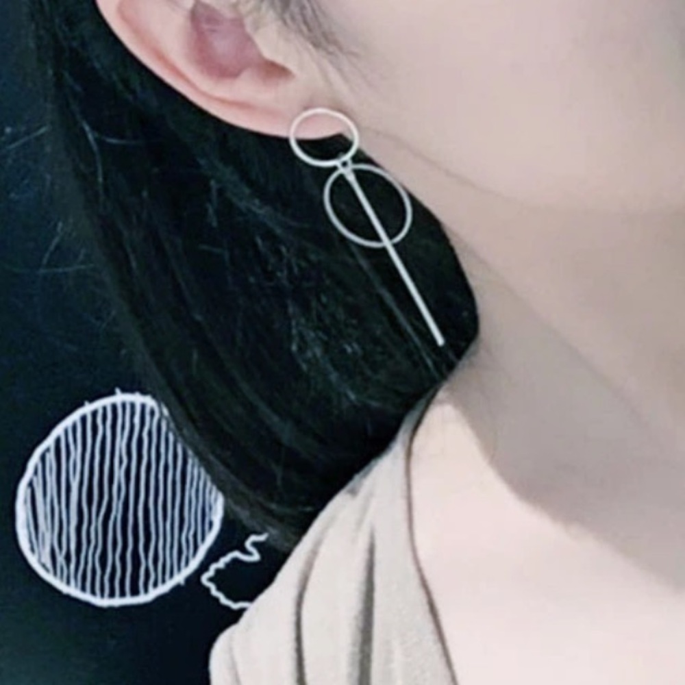 •Tristan• Double Circle Pendant Earrings - Picture 4 of 5